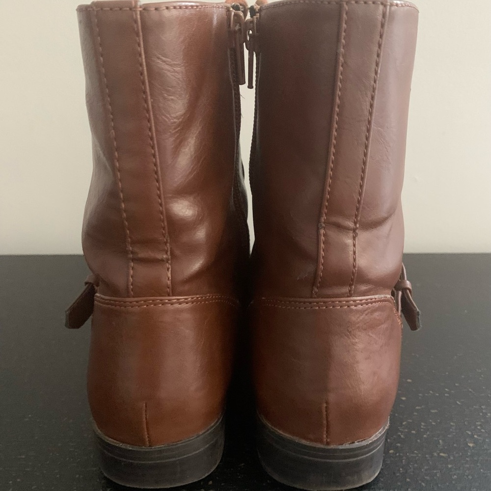 Brown Lace-Up Boots - Picture 4 of 10